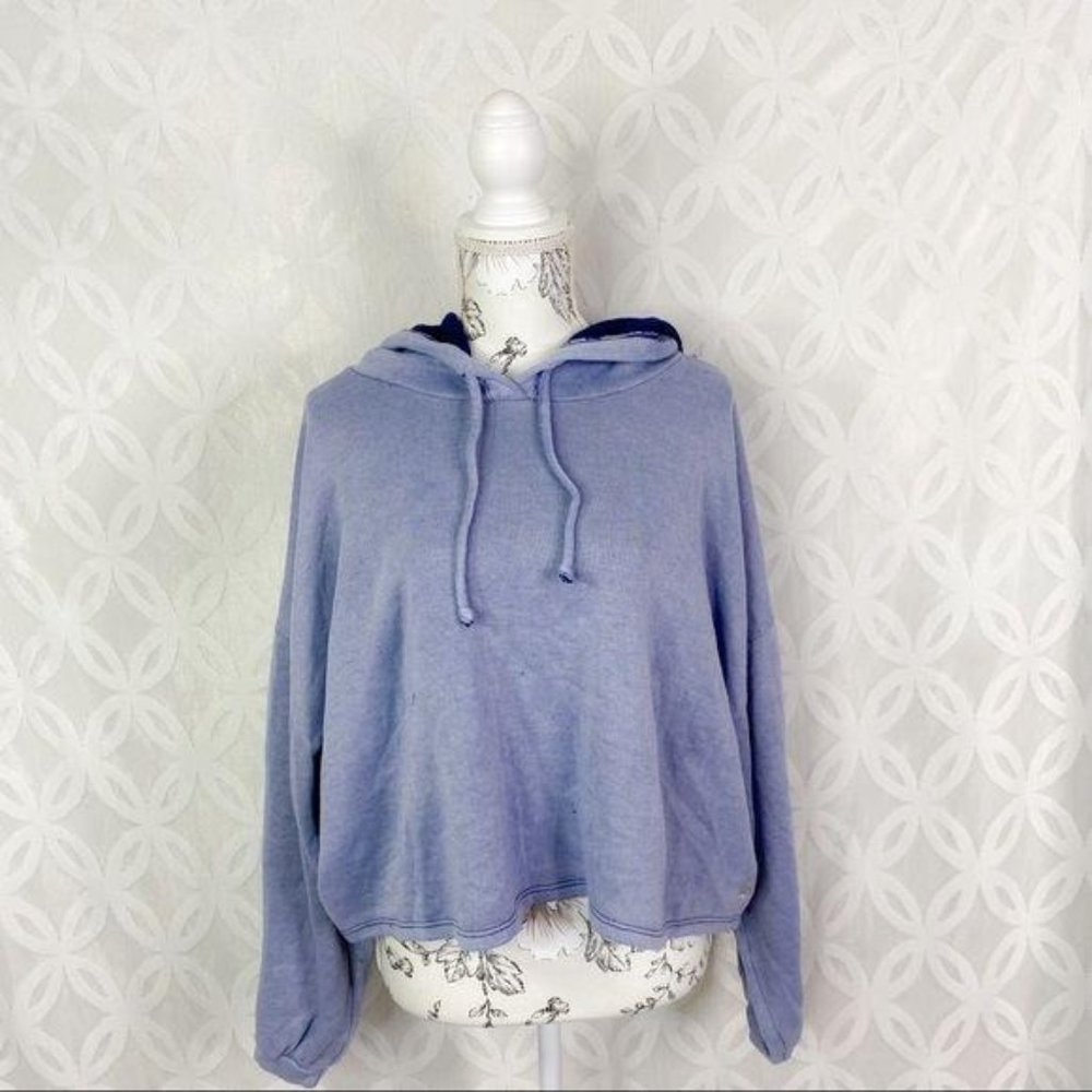 NWT’s Free People Movement Hooded Crop Sweatshirt